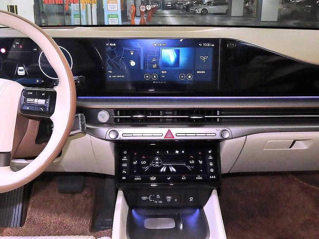 HYUNDAI Grandeur - Vista 11