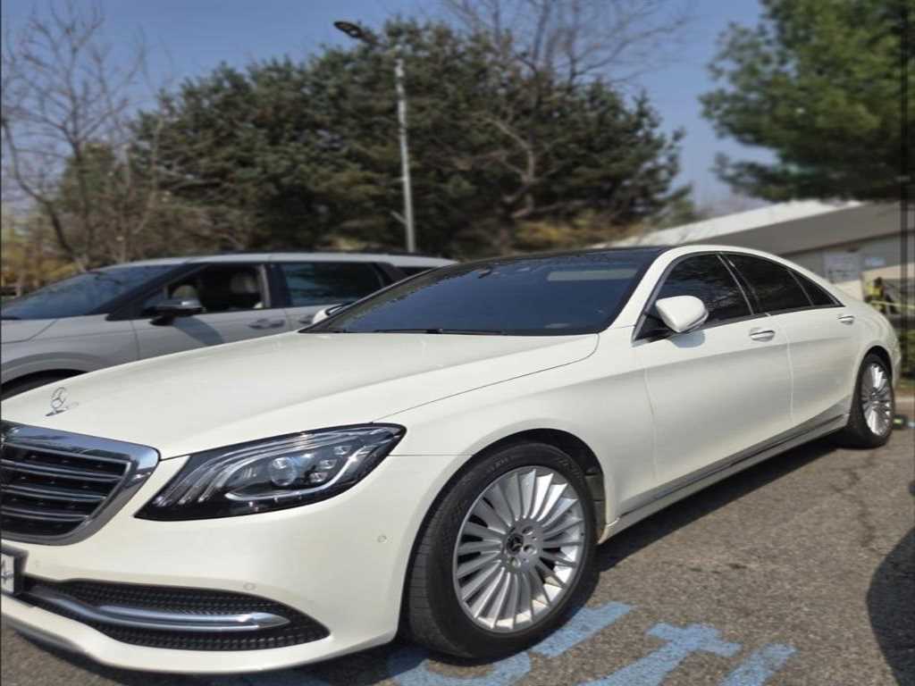 Mercedes Benz S Class - Vista 2