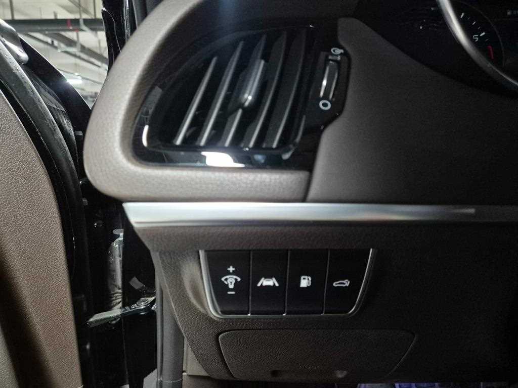 KIA Stinger - Vista 12