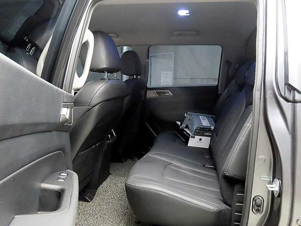 Ssangyong Rexton - Vista 6