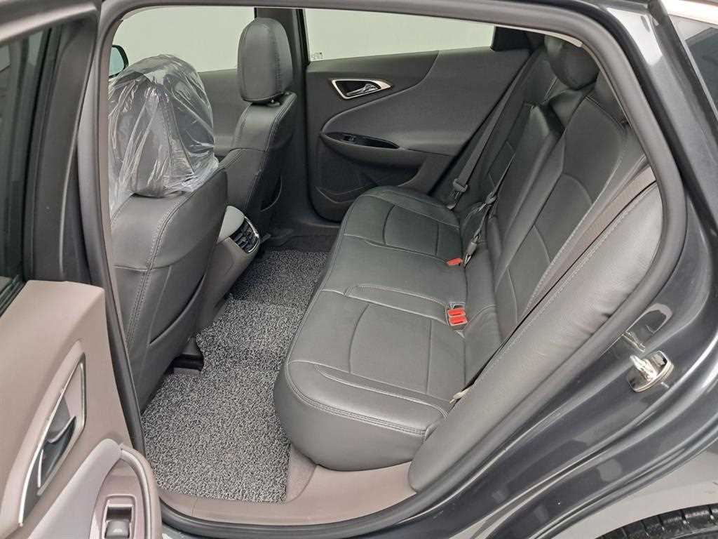 Chevrolet Malibu - Vista 12