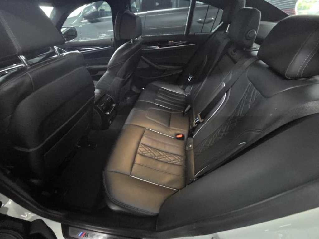 BMW 5 Series - Vista 6