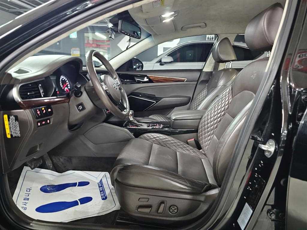 KIA K7 - Vista 6