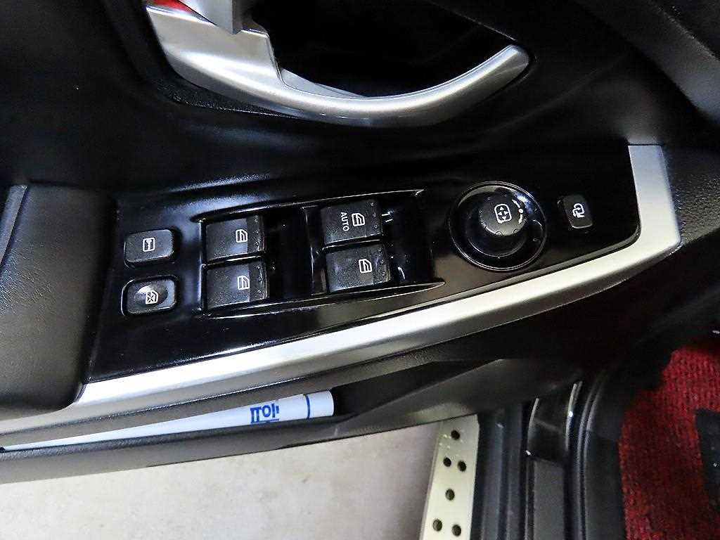 Ssangyong Korando 2015 Negro - Importación desde Corea - HF Imports Iquique - Foto 13