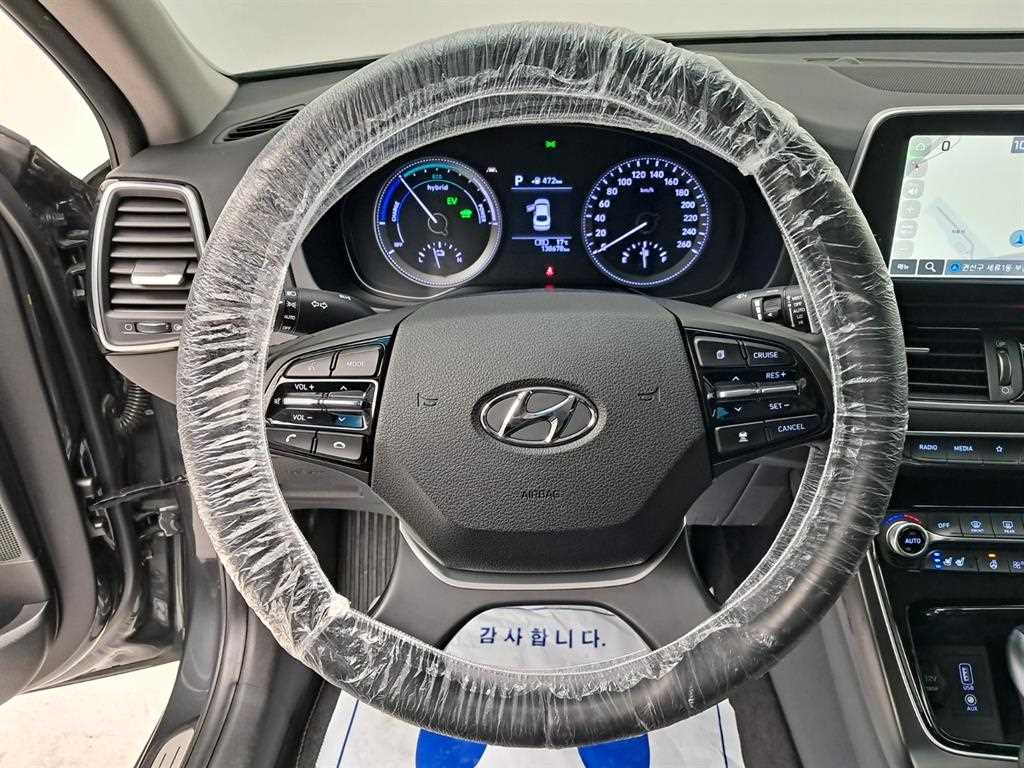 HYUNDAI Grandeur - Vista 7