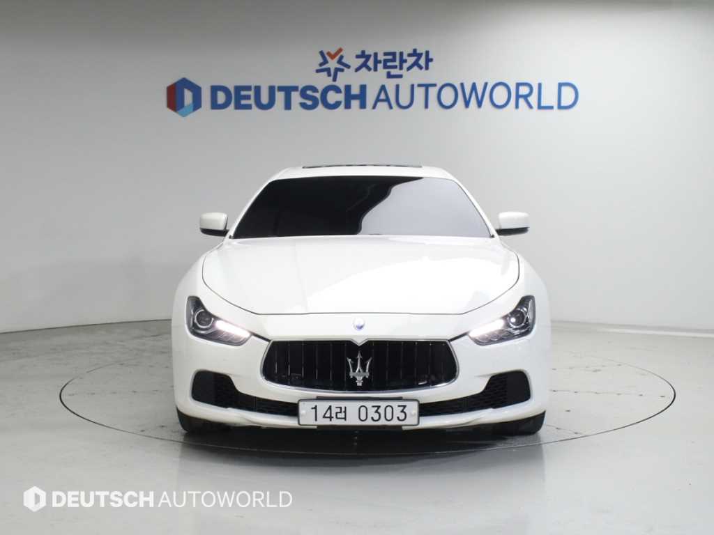 Maserati Ghibli - Vista 3