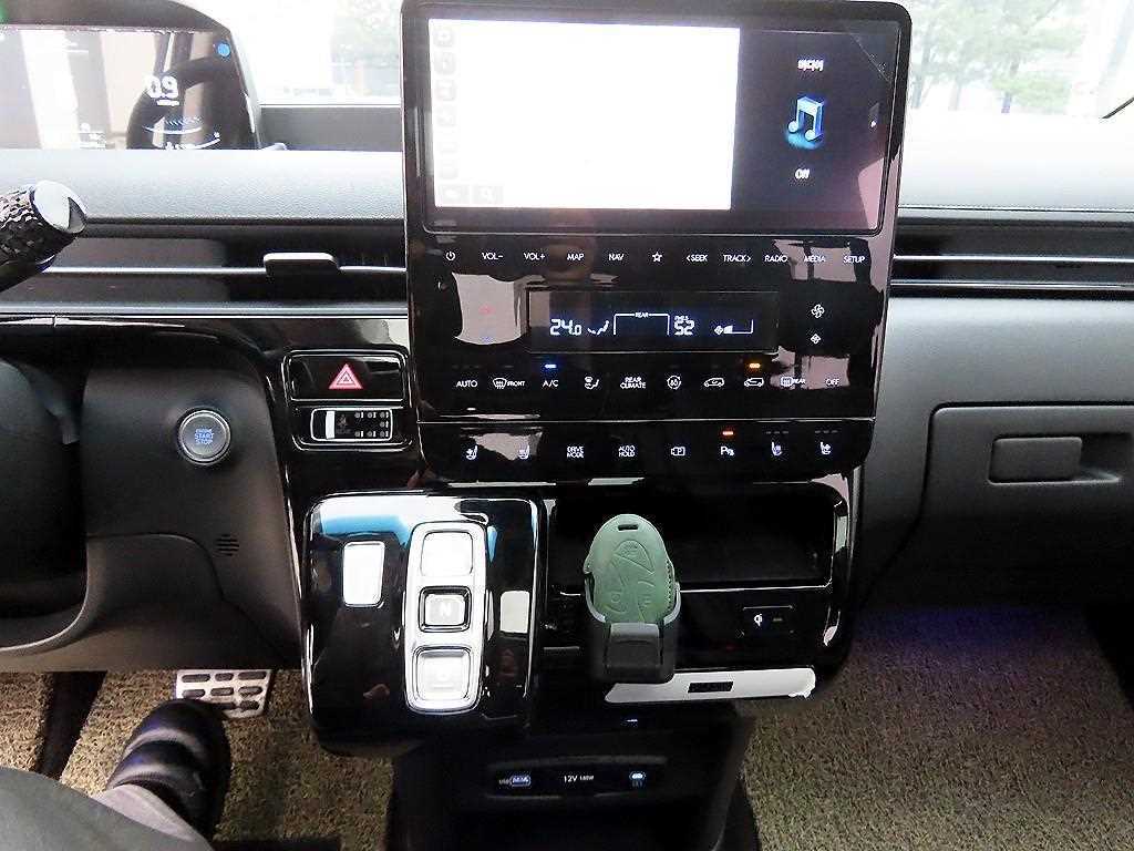 HYUNDAI Staria 2025 Blanco - Importación desde Corea - HF Imports Iquique - Foto 14