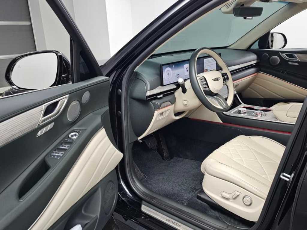 Genesis GV80 - Vista 11