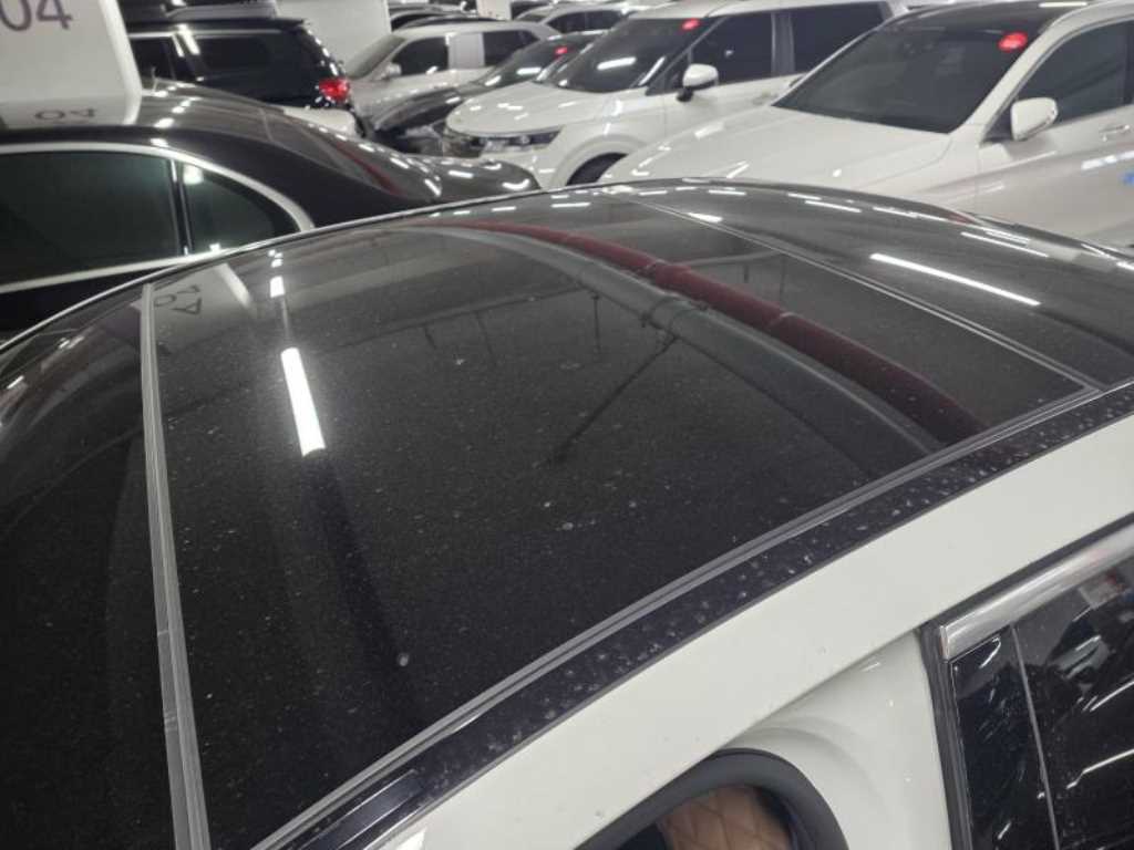 Mercedes Benz E class - Vista 9