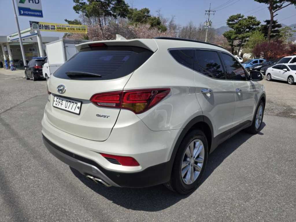 HYUNDAI Santa Fe - Vista 2