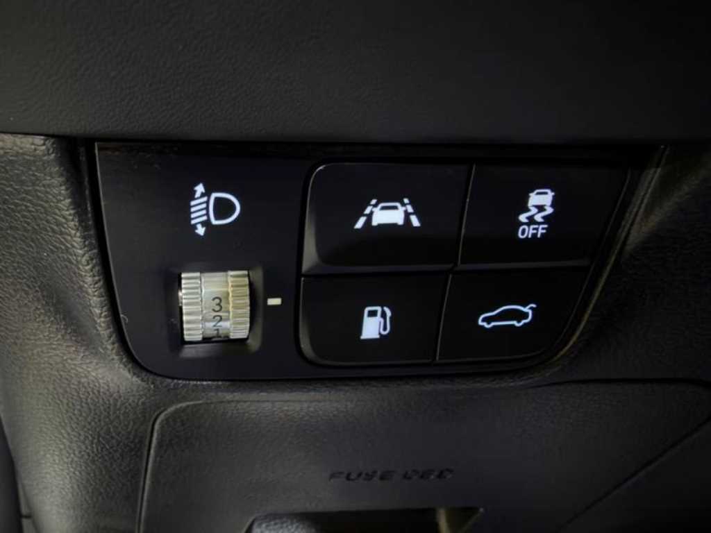 HYUNDAI Grandeur 2020 Blanco - Importación desde Corea - HF Imports Iquique - Foto 15