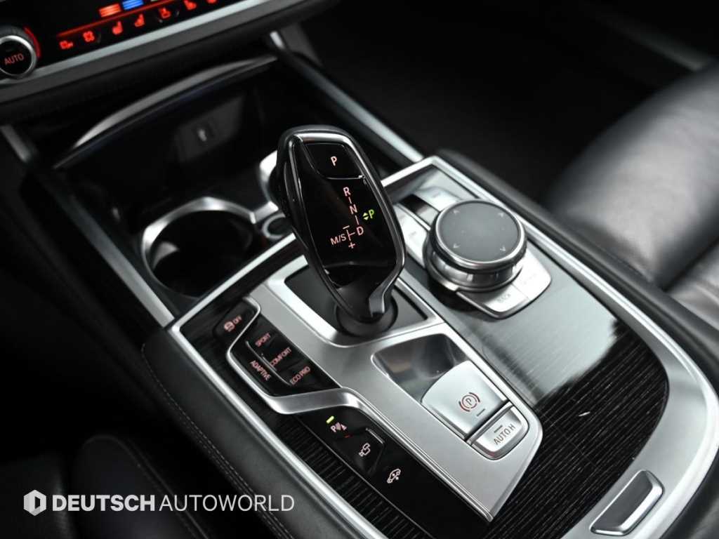 BMW 7 Series - Vista 9