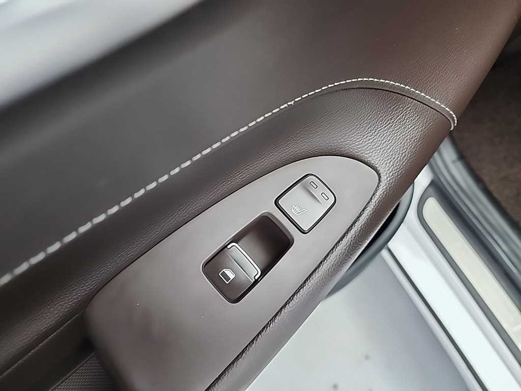 HYUNDAI Grandeur 2018 Blanco - Importación desde Corea - HF Imports Iquique - Foto 14