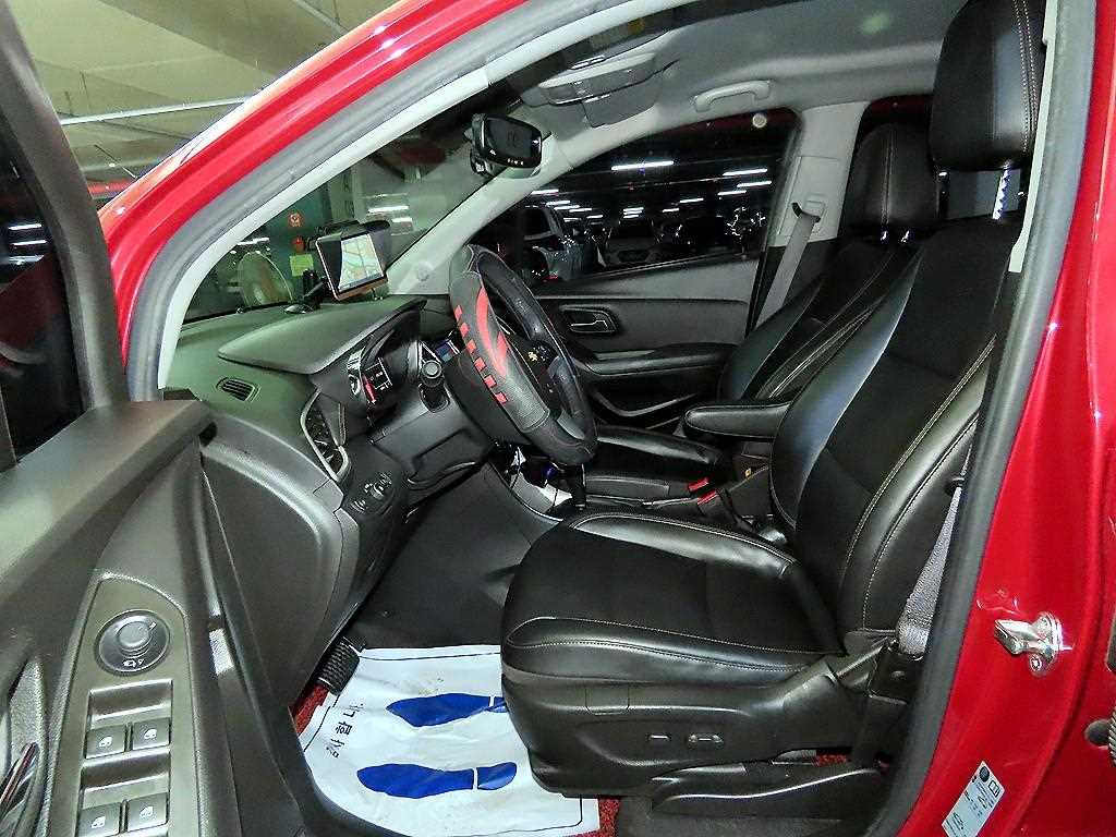 Chevrolet Trax - Vista 6