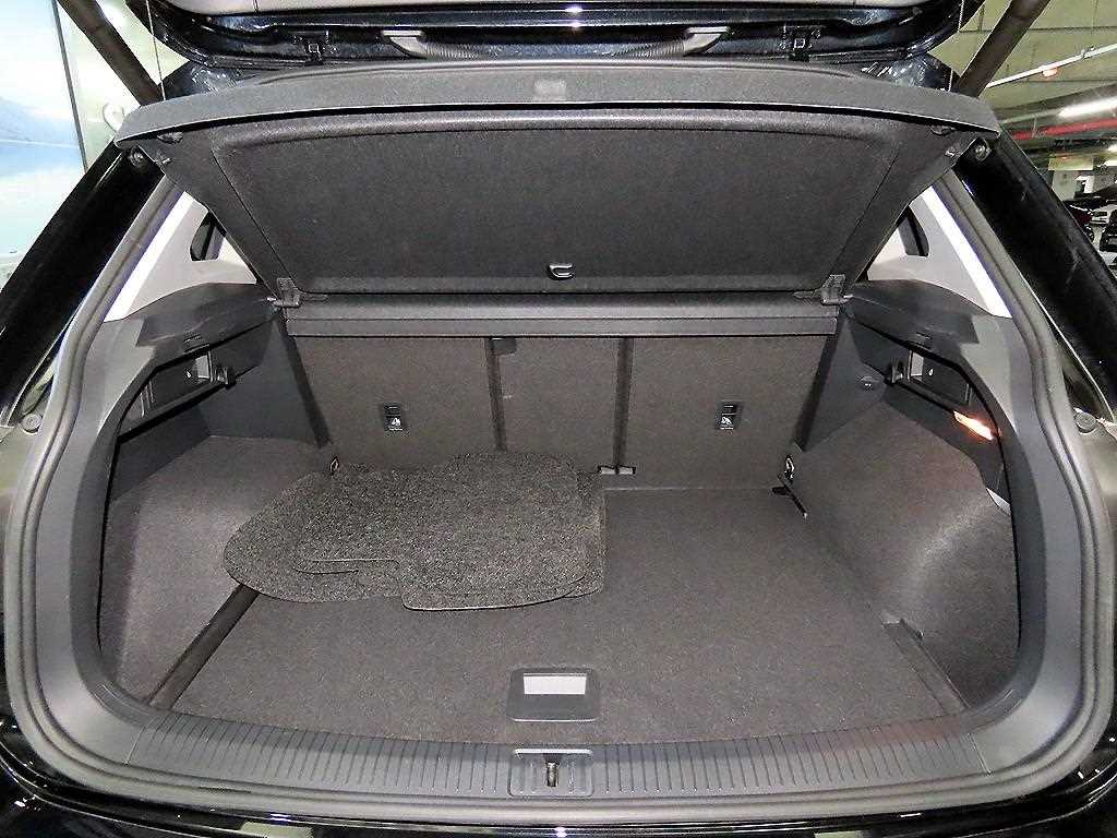 Volkswagen Tiguan 2020 Negro - Importación desde Corea - HF Imports Iquique - Foto 16