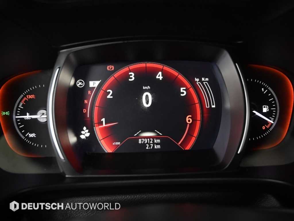 SAMSUNG QM6 - Vista 8