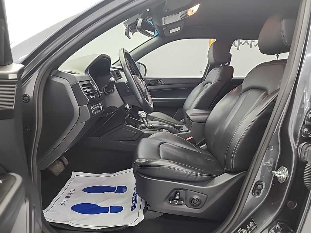 Ssangyong Rexton - Vista 11