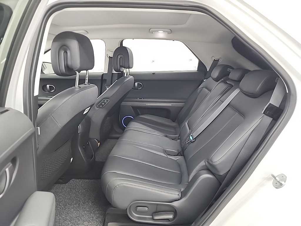HYUNDAI Ioniq 5 - Vista 12