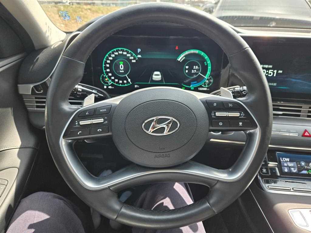 HYUNDAI Grandeur - Vista 11