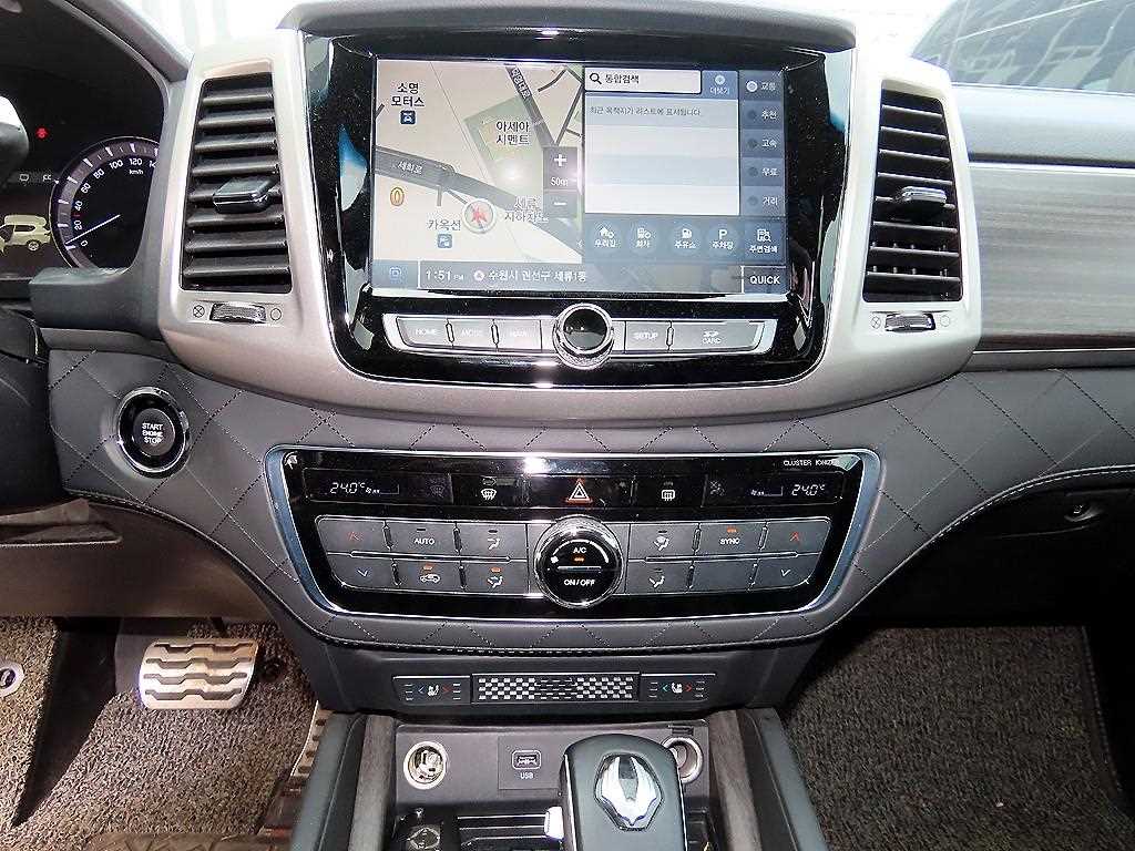 Ssangyong Rexton 2018 Negro - Importación desde Corea - HF Imports Iquique - Foto 14