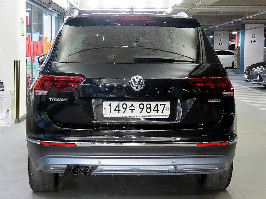 Volkswagen Tiguan - Vista 5