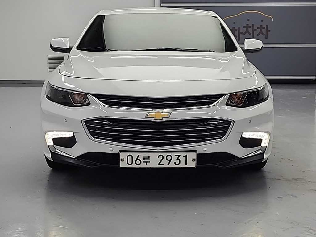 Chevrolet Malibu - Vista 3