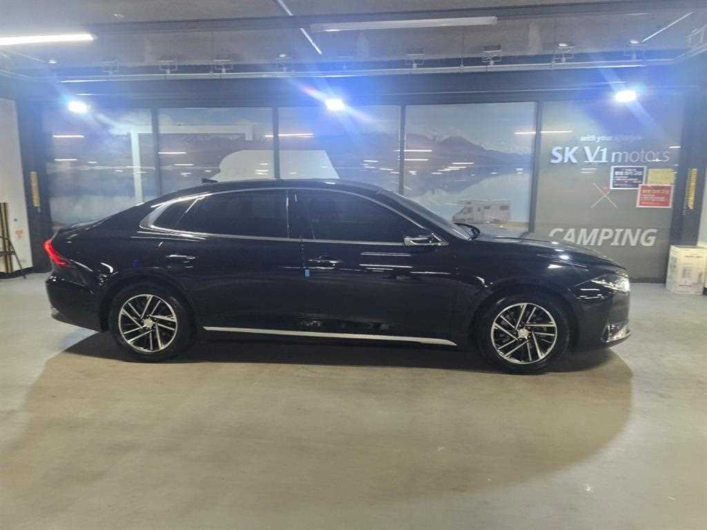 HYUNDAI Grandeur - Vista 2