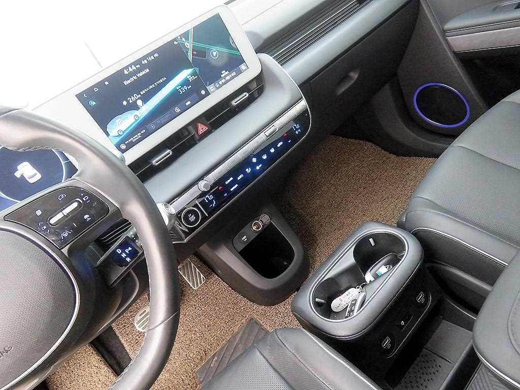 HYUNDAI Ioniq 5 - Vista 11