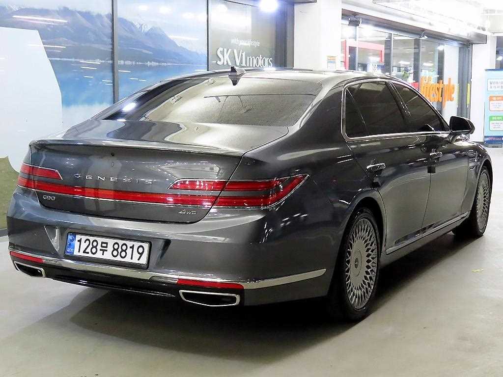 Genesis G90 - Vista 4