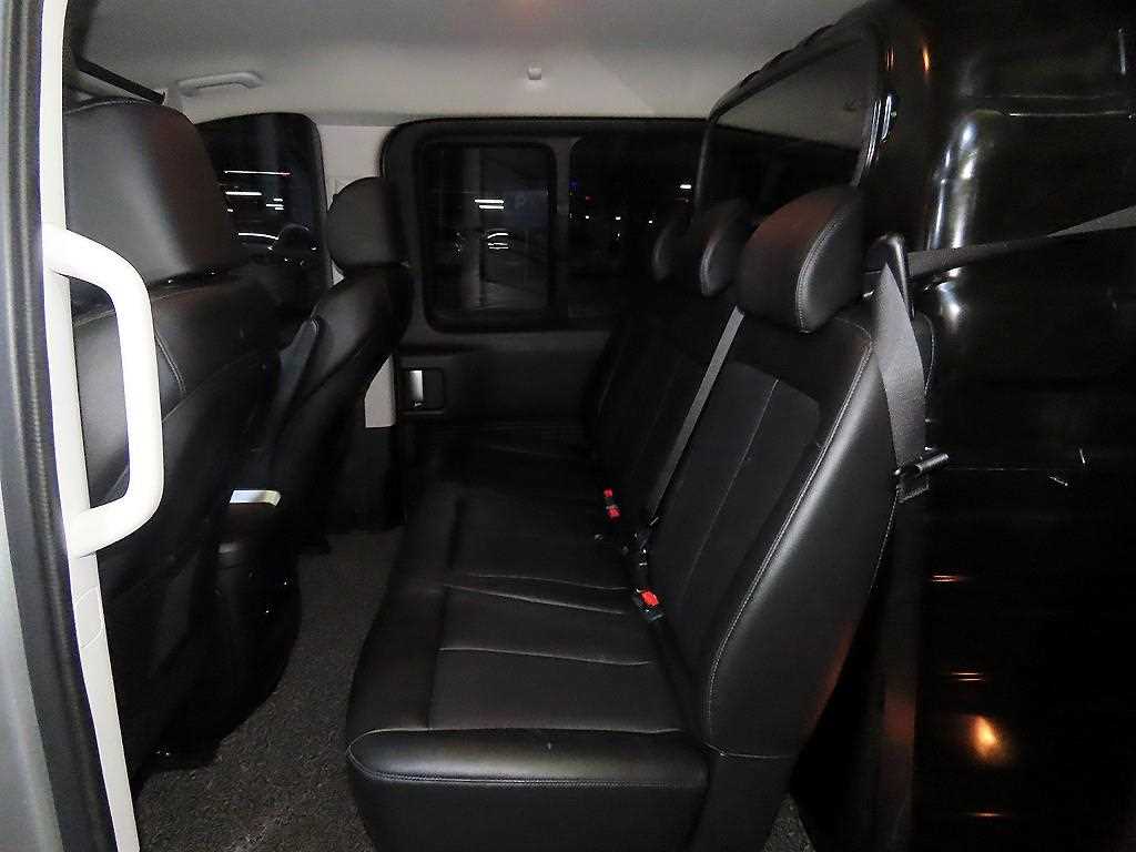 HYUNDAI Staria - Vista 7