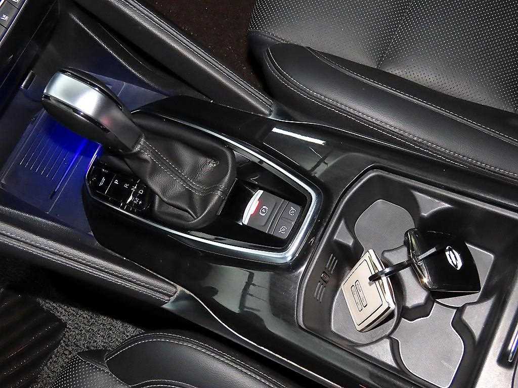 SAMSUNG QM6 - Vista 12