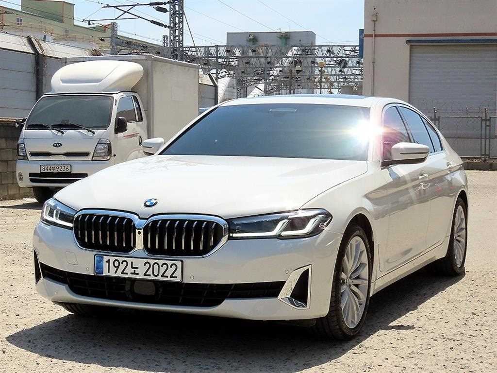 BMW 5 Series - Vista 3