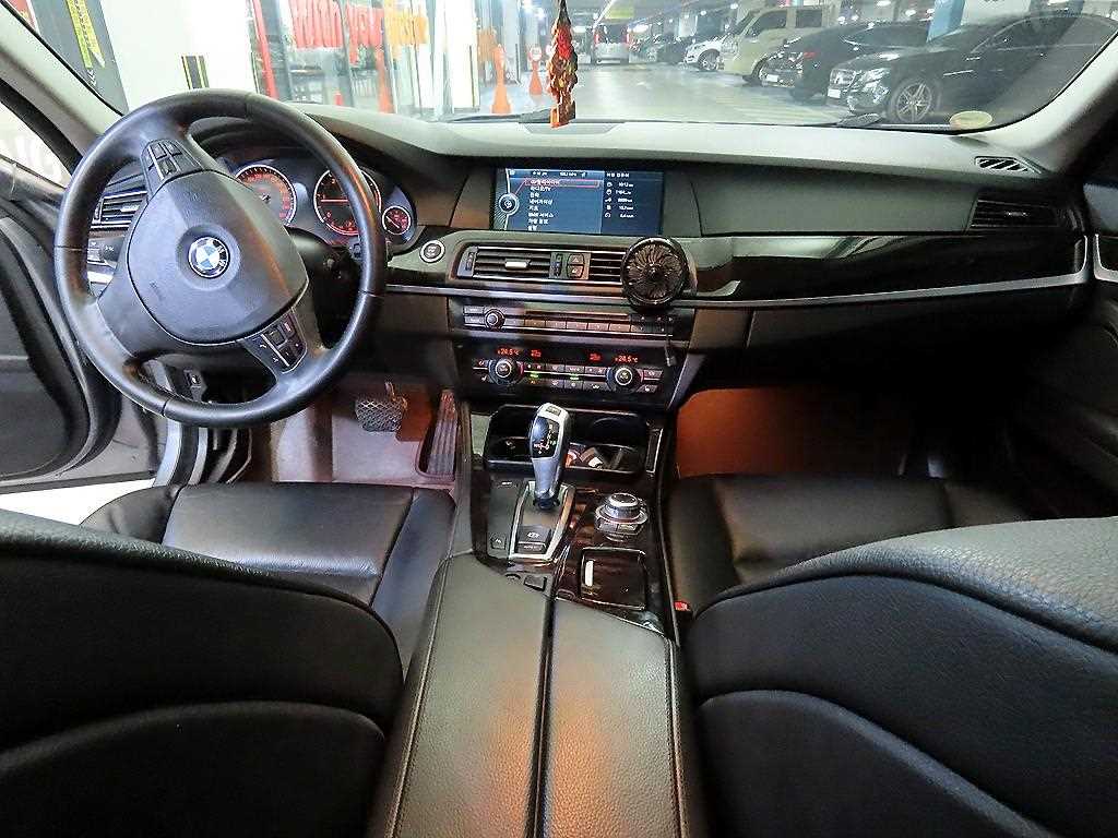 BMW 5 Series - Vista 10