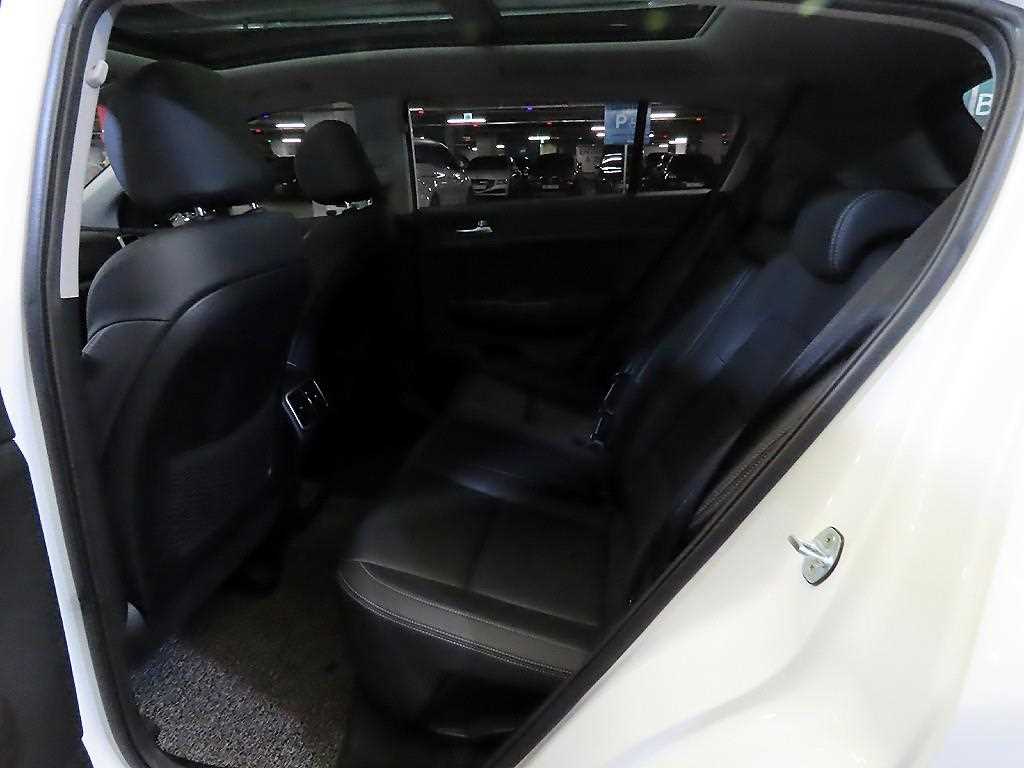 KIA Sportage - Vista 7