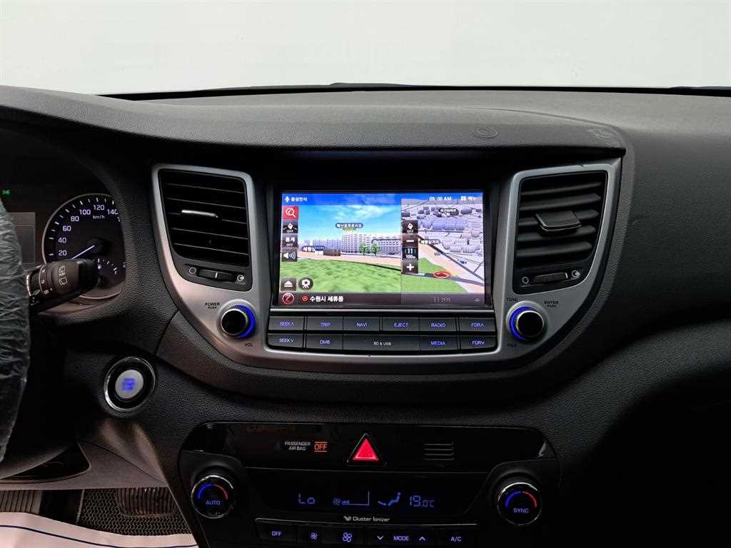 HYUNDAI Tucson - Vista 9