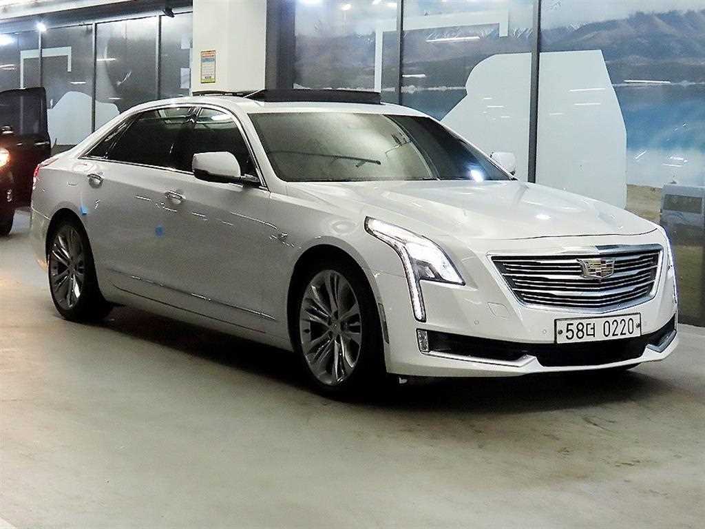 Cadillac CT6 - Vista 2