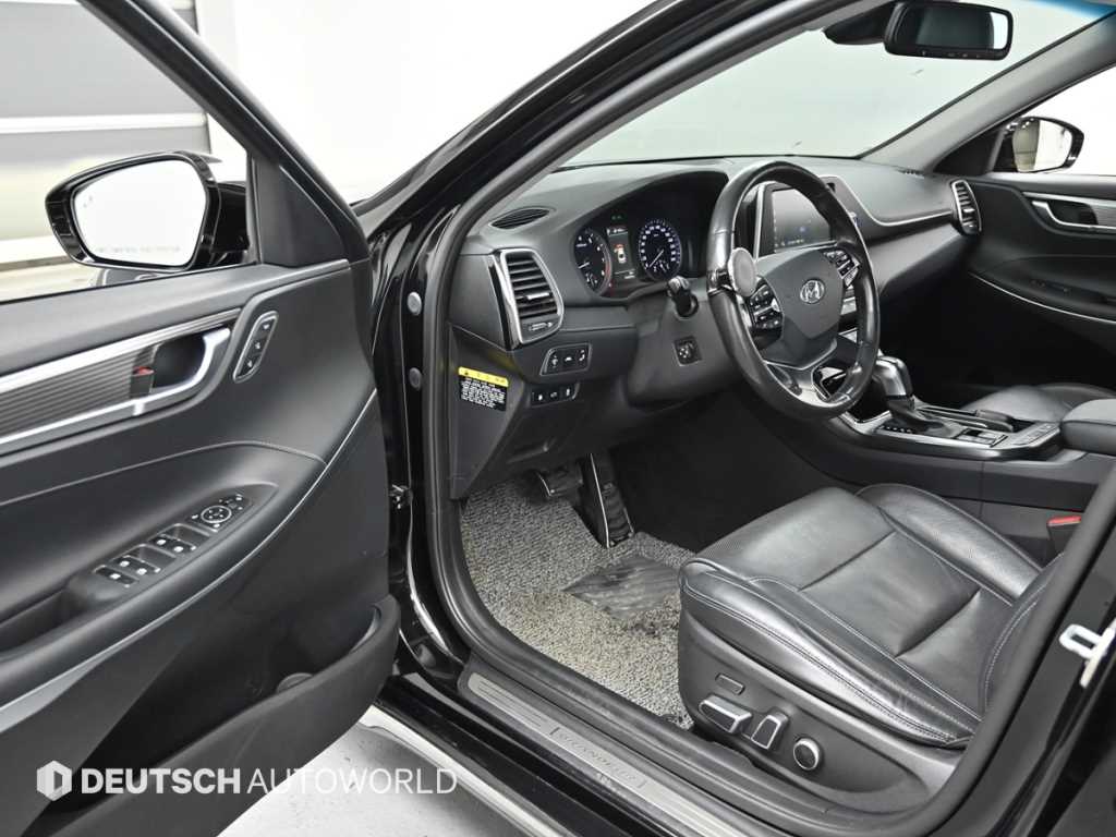 HYUNDAI Grandeur - Vista 11