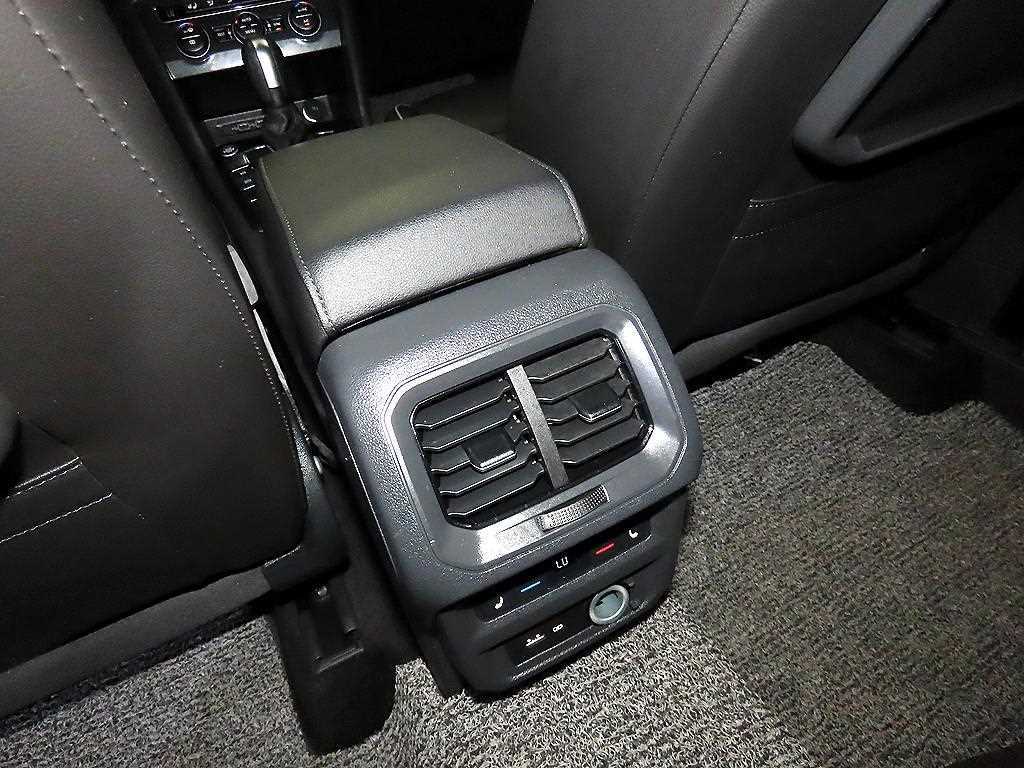 Volkswagen Tiguan 2020 Blanco - Importación desde Corea - HF Imports Iquique - Foto 14