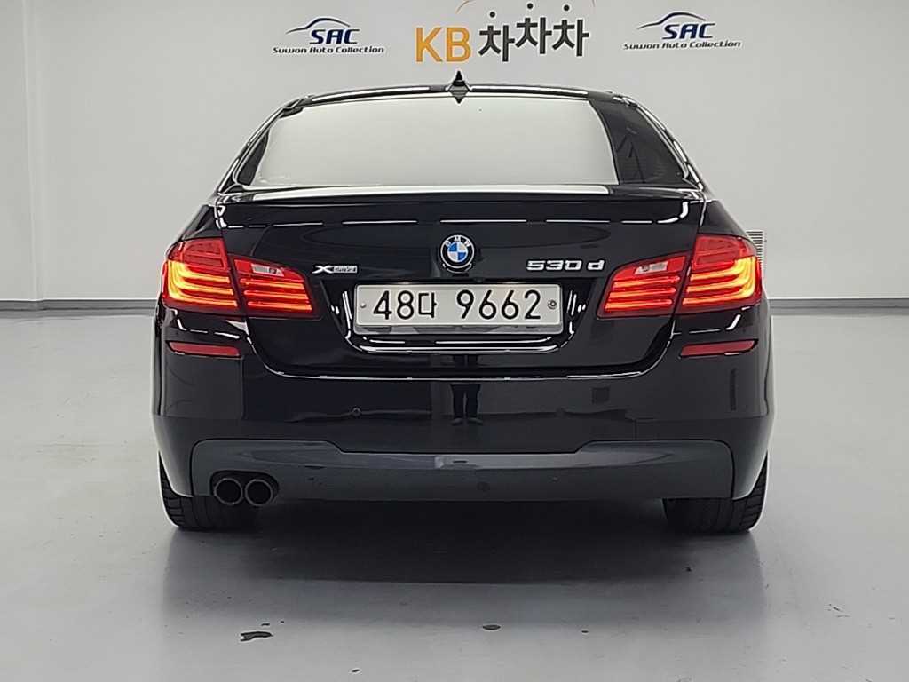 BMW 5 Series - Vista 4