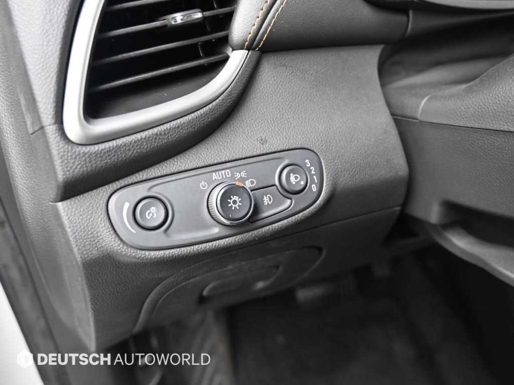 Chevrolet Trax 2018 Blanco - Importación desde Corea - HF Imports Iquique - Foto 16