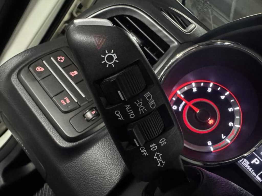 Ssangyong Tivoli - Vista 12