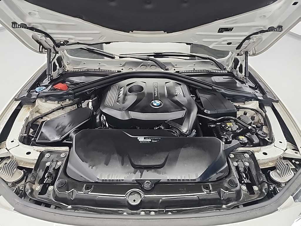 BMW 4 Series - Vista 5