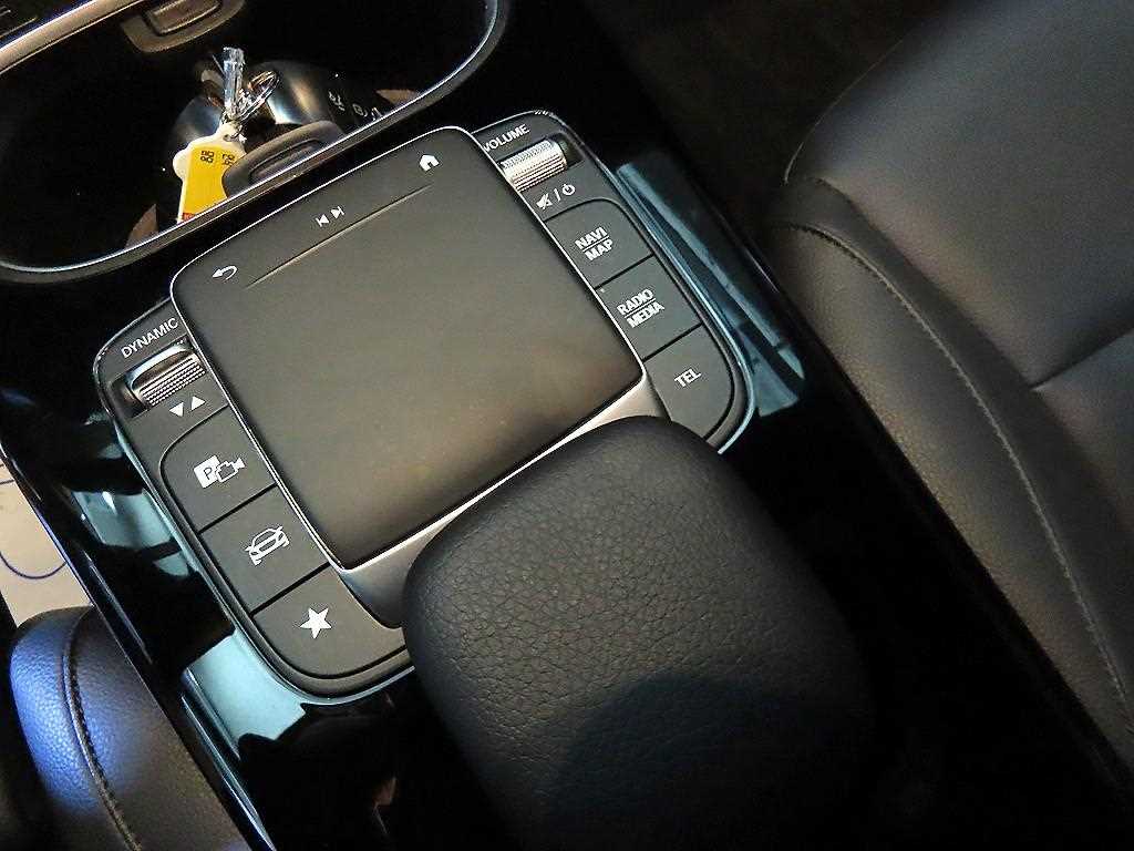 Mercedes Benz A Class 2022 Blanco - Importación desde Corea - HF Imports Iquique - Foto 15