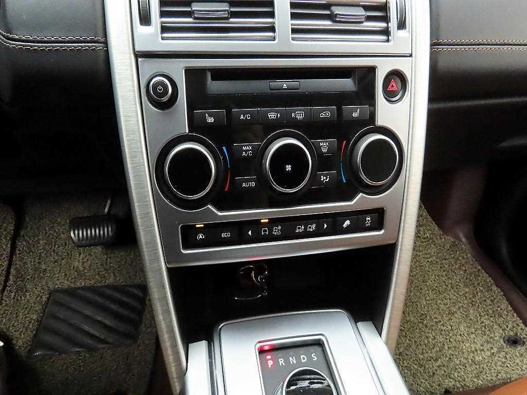 Land Rover Discovery Sports 2015 Blanco - Importación desde Corea - HF Imports Iquique - Foto 16