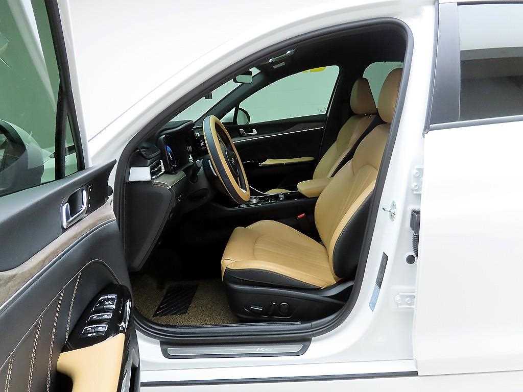 KIA K5 - Vista 12