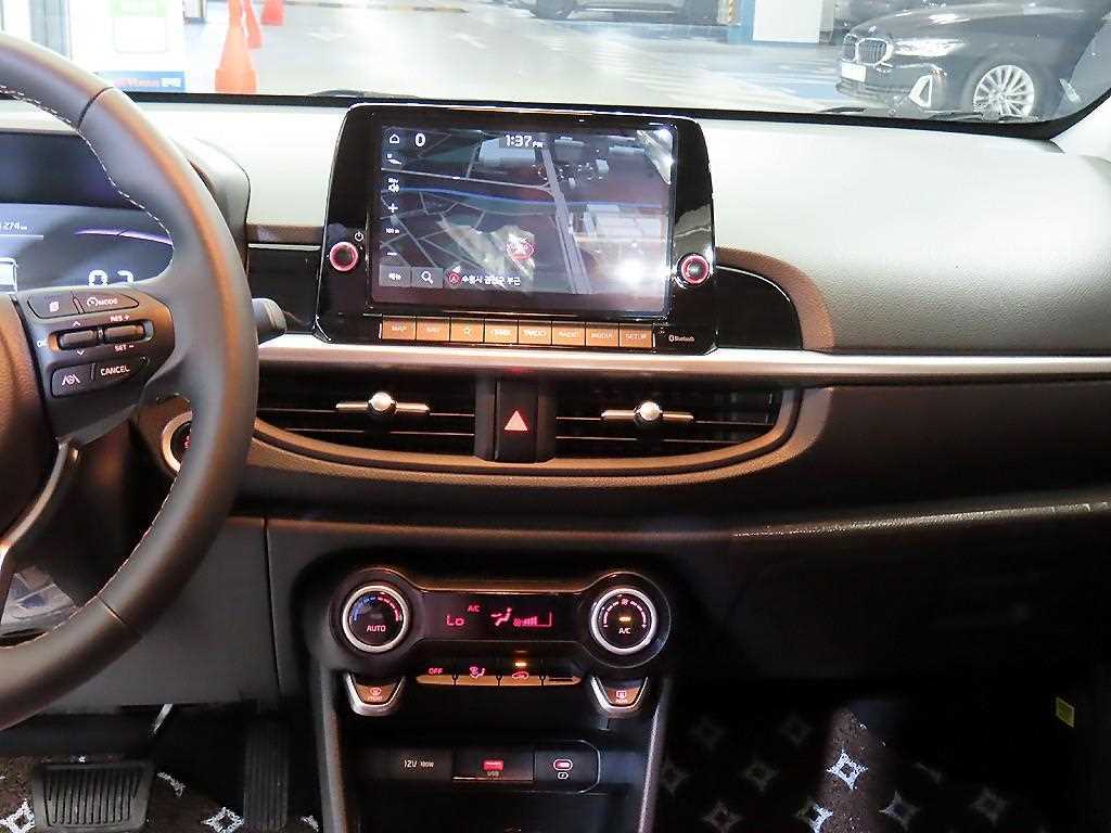 KIA Morning - Vista 11