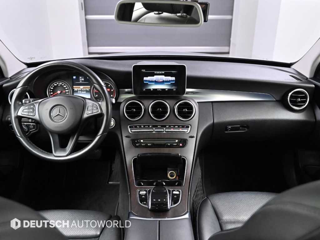 Mercedes Benz C Class - Vista 7