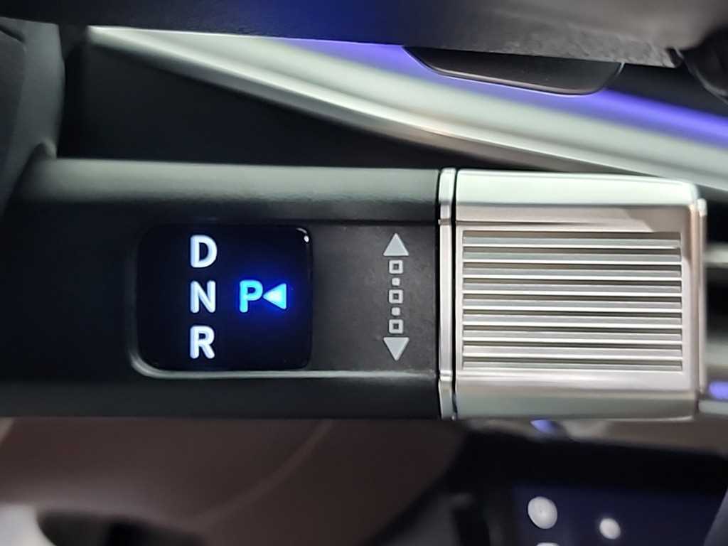 HYUNDAI Grandeur - Vista 8
