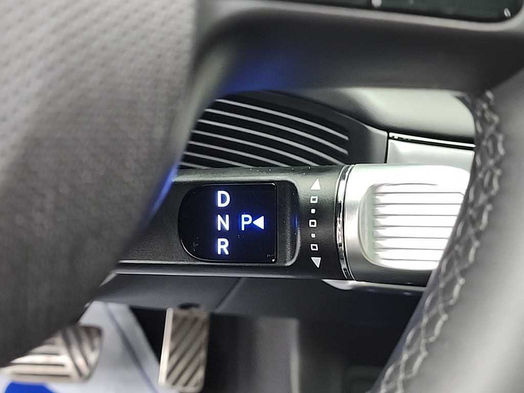 HYUNDAI Ioniq 5 - Vista 8