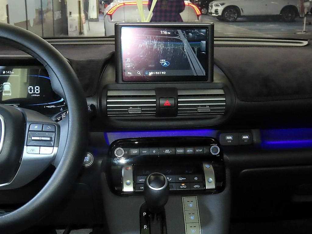 HYUNDAI Casper - Vista 11